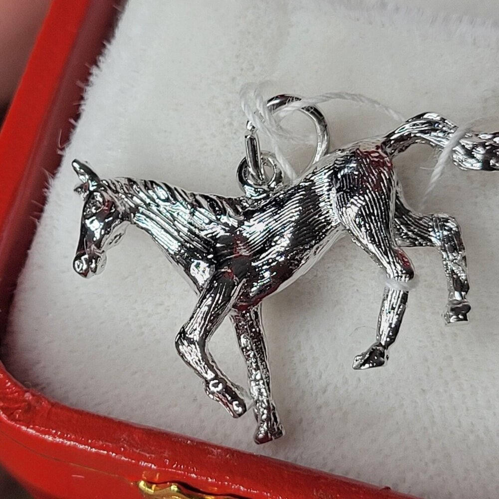 BECKER'S DIAMONDS & FINE JEWELRY Running Galloping Horse Stallion Pendant - Picture 5 of 8